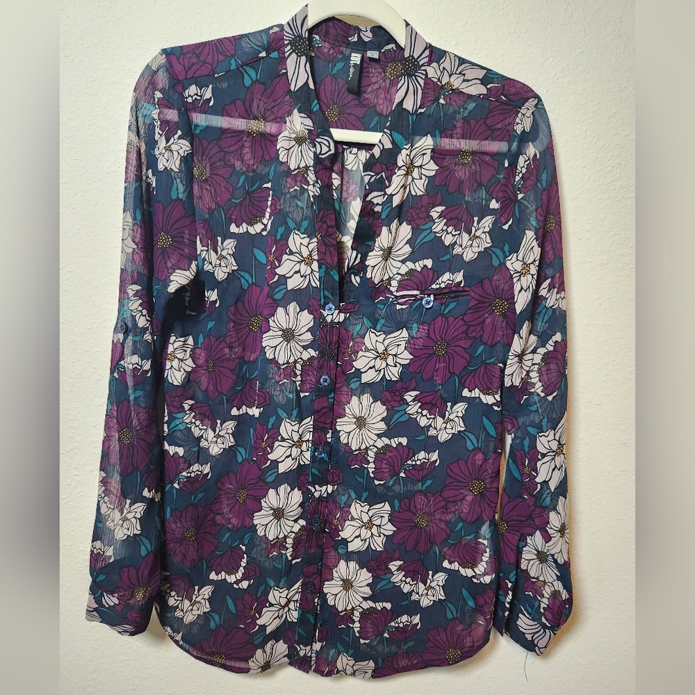 Kut from theโ Kloth Sinclair Med Button Front Sheer Chiffon Blouse Purple Floral